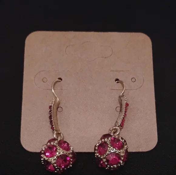 Red Crystal Ball Dangle Earrings Gold Tone Rhinestone Statement Glam Sparkly - Picture 2 of 4